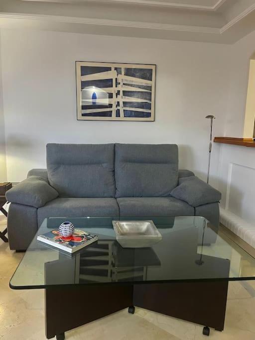 Piso En Marbella En Primera Linea De Playa Esterno foto